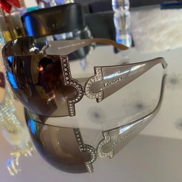 BVLGARI 651‑B white swarovsky crystals BVLGARI 651‑B white swarovsky crystals Bvlgari Pale Pink and